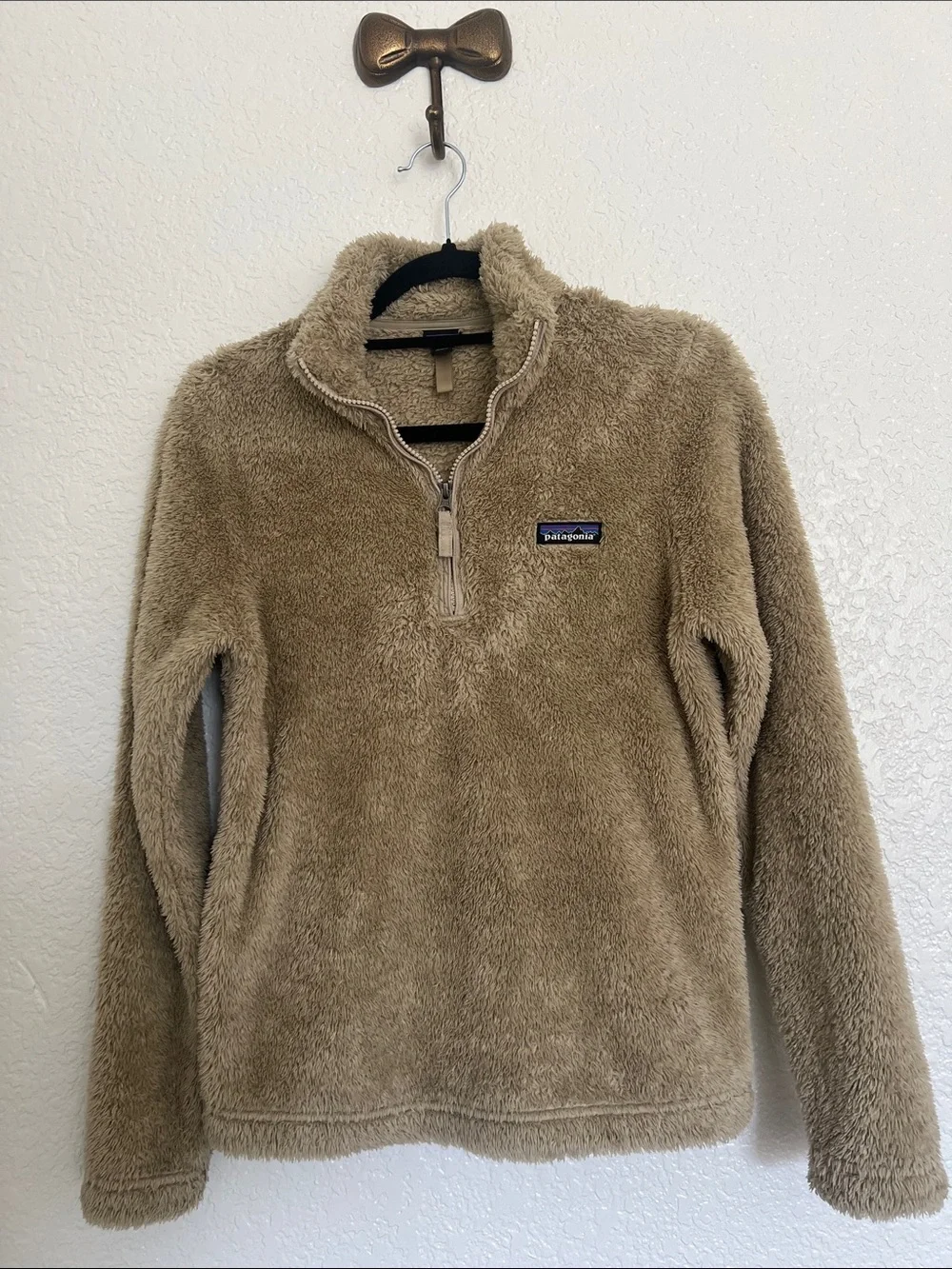 Patagonia Half-Zip Sherpa Pullover in Taupe